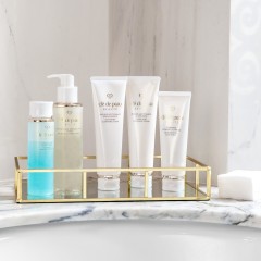 Cle de Peau Beaute Micellar Cleansing Water Мицеллярная очищающая вода