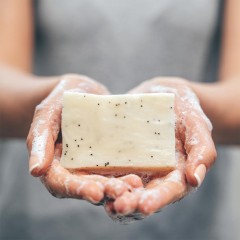 Meina Lavendel + Mohn Peeling Seife  Отшелушивающее мыло лаванда + мак