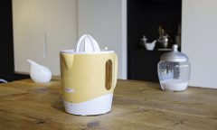 Pantone Universe Pantone Universe Handmixer PANTONE Candlelight JUICER  Ручной миксер Pantone Universe PANTONE Candlelight JUICER