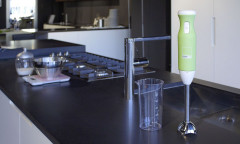 Pantone Universe Pantone Universe Handmixer PANTONE Spring Garden STABMIXER  Ручной миксер Pantone Universe РУЧНОЙ БЛЕНДЕР PANTONE Spring Garden