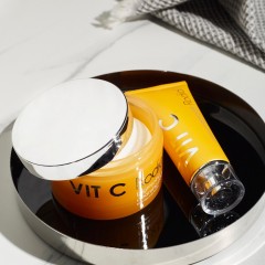 Rodial Vit C Papaya Enzyme Scrub  Vit C Скраб с ферментами папайи