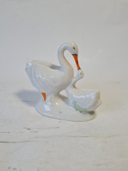Фигурка винтажная Ungaria "Лебеди", фарфор, 11 см, Германия, 1960-70гг.