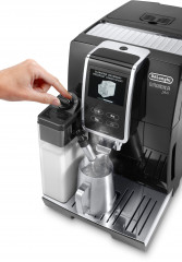 De'Longhi De'Longhi Kaffeevollautomat Dinamica Plus ECAM 370.70.B, mit LatteCrema Milchsystem und Kaffeekannenfunktion Полностью автоматическая кофемашина De'Longhi Dinamica Plus ECAM 370.70.B с системой приготовления молока LatteCrema и функцией кофейни