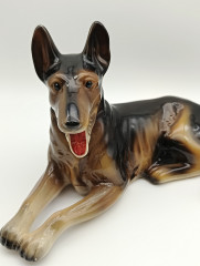 Статуэтка винтажная Cortendorf "Лежащая собака", фарфор, 21.5 х 12 см, Германия, 1970-80гг.