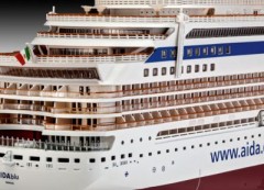 Revell Revell Modellbausatz Cruiser Ship AIDA im Massstab 1:400 Набор моделей Revell Cruiser Ship AIDA в масштабе 1:400