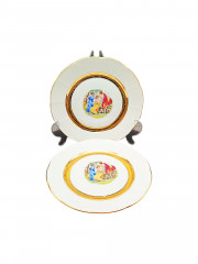 Тарелки сервировочные винтажные TK Thun Czechoslovakia "Три грации / Мадонна", с позолотой, 2 шт., фарфор, 17.5 см, Чехословакия, 1970-80гг.