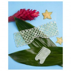 Earth Harbor Island Jade Gemstone Gua Sha + Massaging Comb Island Jade Gemstone Gua Sha + массажная расческа