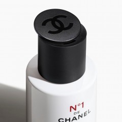 CHANEL PUDER-ZU-SCHAUM-REINIGER ПОРОШКОВЫЙ ОЧИСТИТЕЛЬ
