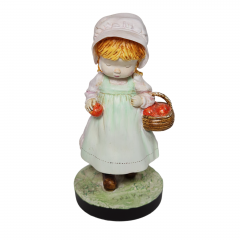 Фигурка винтажная John Sands / Sarah Kay "Девочка с корзиной яблок", керамика, 12 см, Австралия, 1960-70гг.