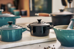 Le Creuset LE CREUSET Mini Cocotte Schwarz glanzend schwarz LE CREUSET Mini Cocotte Черный глянцевый