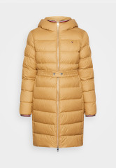 Tommy Hilfiger CL SORONA  Winter coat countryside khaki CL SORONA Зимнее пальто загородный хаки