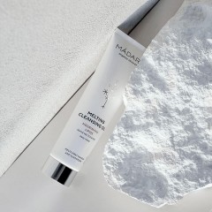 MADARA Schmelzendes Reinigungsol Расплавляющее чистящее масло