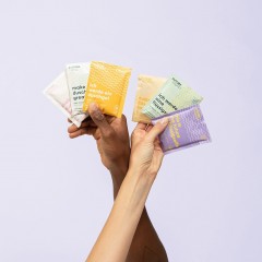 FUTURE STORIES Vorteilskit 3er Set Duschgel Pulver mit allen Sorten inkl. Pumpspender Комплект Advantage, набор из 3 порошковых гелей для душа всех типов, включая дозатор с помпой