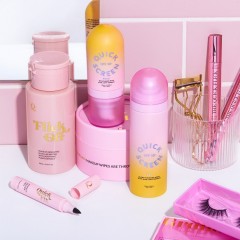 The Quick Flick Quick Screen SPF50+ Set Makeup Finishing Spray and Blue Light Defence Набор Quick Screen SPF50+: спрей для завершения макияжа и защита от синего света