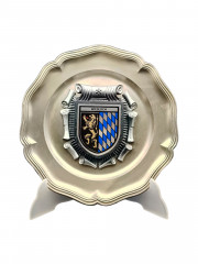 Тарелка декоративная винтажная "Герб города Вислох" / Серия "Геральдика", яркий декор, олово (95%), 23 см, Германия, 1970-80гг.