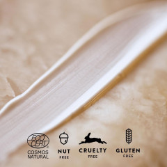 MADARA Weightless Sun Milk SPF 20  Невесомое молочко для загара SPF 20