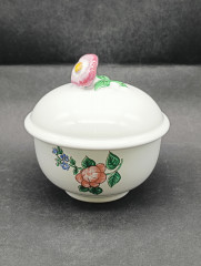 Набор емкостей для сыпучих продуктов винтажный Staatlich Majolika Manufaktur Karlsruhe A.G., с объемным цветком на крышке, керамика, ручная работа, 6 шт., 11.5 см, Германия, 1970-80гг.