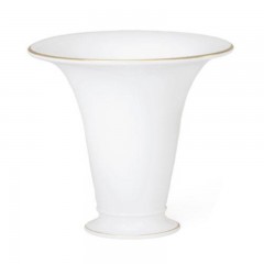 KPM Berlin KPM Vasen nach Karl-Friedrich Schinkel 1820-30 Vase 'Trompetenform 4 gross Goldrand' 180 mm KPM Вазы после Карла-Фридриха Шинкеля 1820-30 Ваза "Trumpet Shape 4 Large Gold Rim" 180 мм